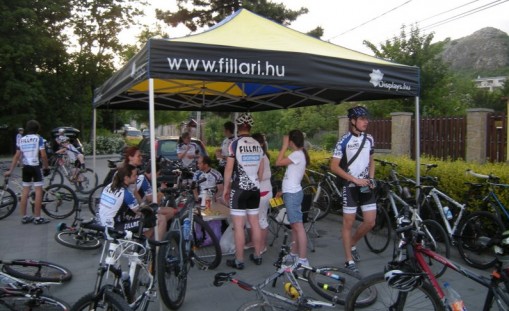 Fillari Team Budaörs - Kiállítas a Városházán  - Mountainbikeos kiállítás a Városházán